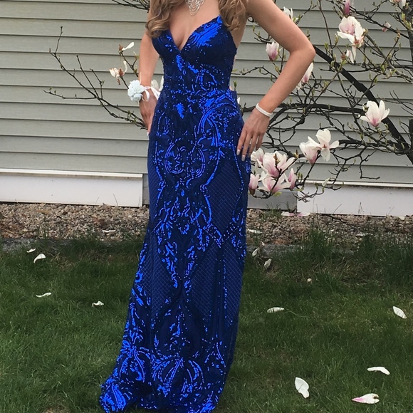Prom Dress - Picture 1 of 4